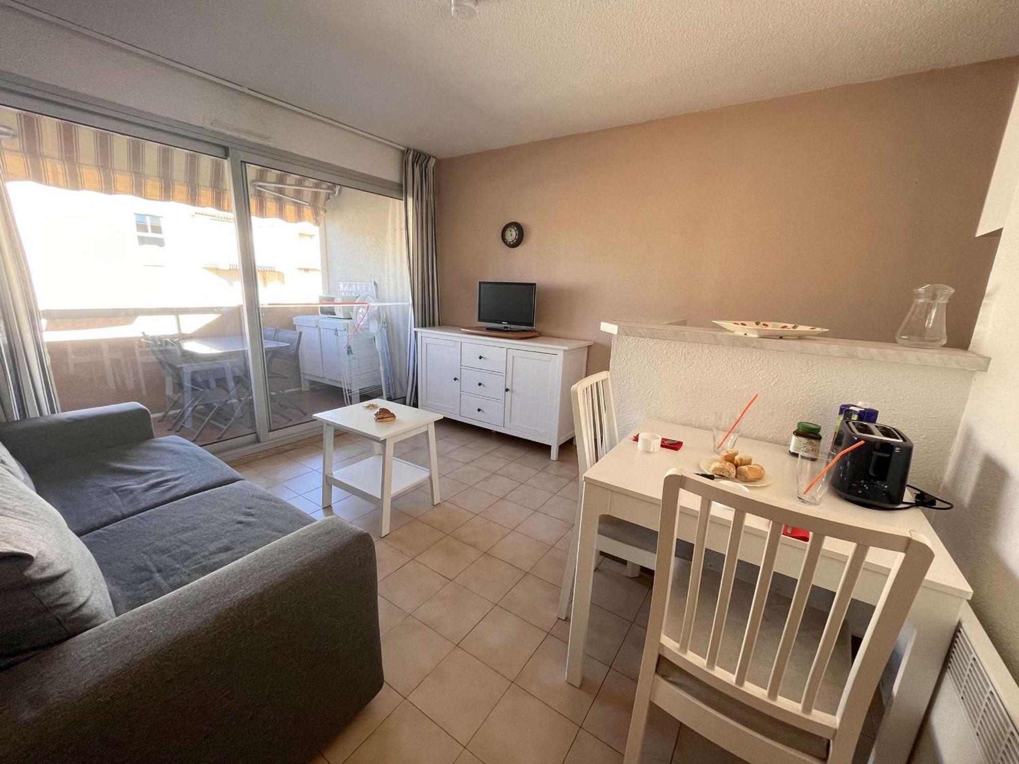 Studio Cabine A St-Raphael Avec Terrasse Et Parking, A 100M De La Plage - Fr-1-226A-23 Saint-Raphaël Dış mekan fotoğraf